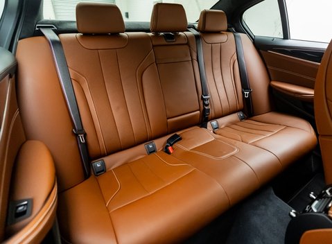 BMW M5 Competition 15