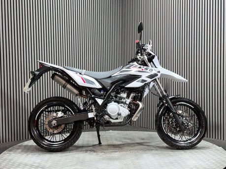 Yamaha WR125 2014 ONLY 11K 1 OWNER SUPERMOTO 125CC 15BHP ENDURO BIKE