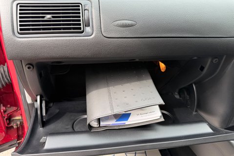 Volkswagen Golf MATCH TDI - ONE OWNER - 18 SERVICE STAMPS!  CAMBELT CHANGED 3 TIMES! 39