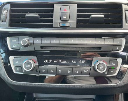 BMW 2 Series 2.0 220i M Sport Auto 2dr 50