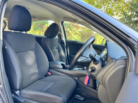 Honda HR-V I-VTEC SE 16
