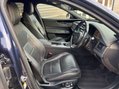 Jaguar XF 3.0d V6 S Saloon 4dr Diesel Auto Euro 6 (s/s) (300 ps) 33