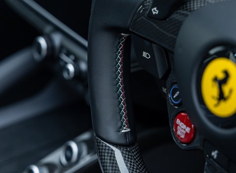 Ferrari GTC4 Lusso V12 24