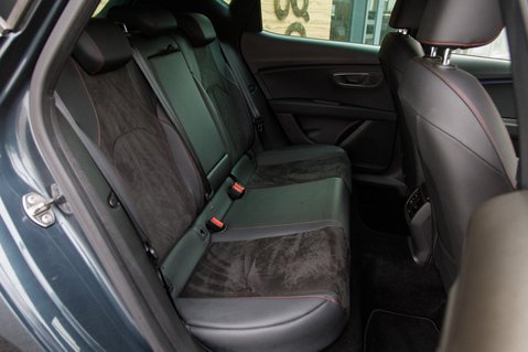 SEAT Leon TSI EVO FR BLACK EDITION 38