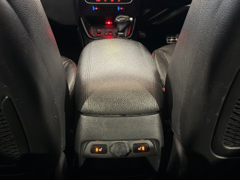 Kia Sorento CRDI KX-3 SAT NAV 16