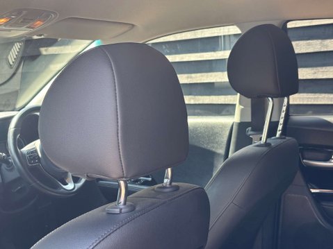Kia Niro 1.6 Niro 2 HEV Semi-Auto 5dr 33