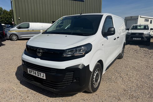 Vauxhall Vivaro SWB L1H1 Low Roof Prime 2900 Air Con Sensors EURO 6 NO VAT