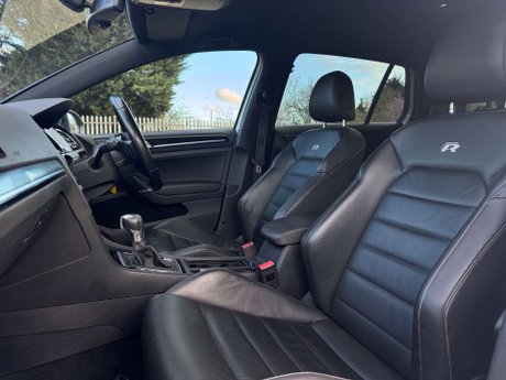 Volkswagen Golf 2.0 Golf R DSG 4WD 5dr 39