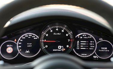 Porsche Cayenne Turbo 18