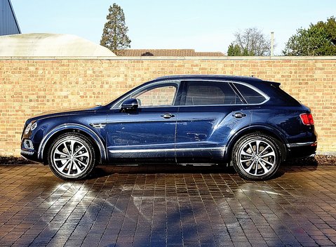Bentley Bentayga 7