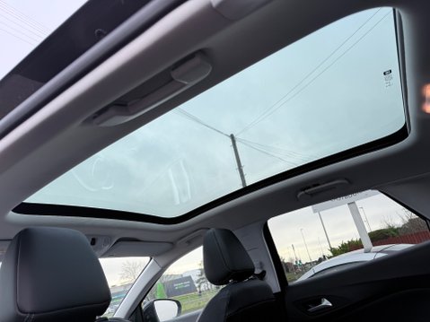 Vauxhall Grandland X ELITE NAV 16