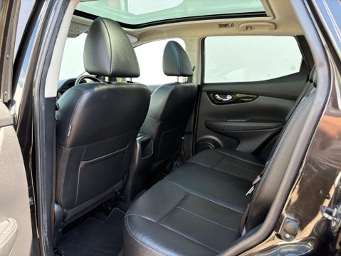 Nissan Qashqai 1.6 Qashqai Tekna dCi CVT 5dr 65