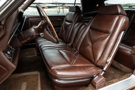 Lincoln Continental Mk III 29