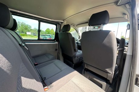 Volkswagen Transporter 2.0 BiTDI T32 Highline Kombi 4dr Diesel DSG 4MOTION L1 H1 (226 g/km, 178 bh 19