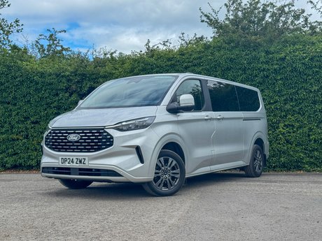 Ford Tourneo Custom Titanium Luxe | 9 Seater | L2 LWB | 320 | Euro 6 | £29083 + VAT