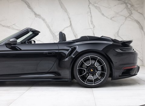 Porsche 911 Turbo S Cabriolet (992) 53