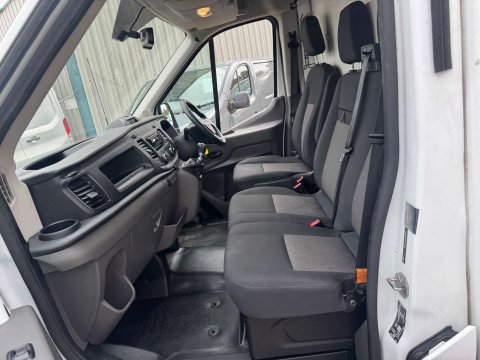 Ford Transit 2.0 350 Leader Low Floor Box Van 19