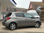 Toyota Yaris VVT-I ICON M-DRIVE S 2