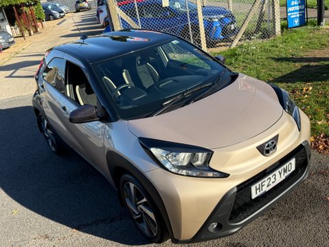 Toyota Aygo X VVT-I EDGE 17