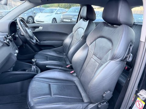 Audi A1 1.2 TFSI Sport Euro 5 (s/s) 3dr 23