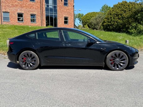Tesla Model 3 Model 3 Performance AWD 4WD 4dr 17
