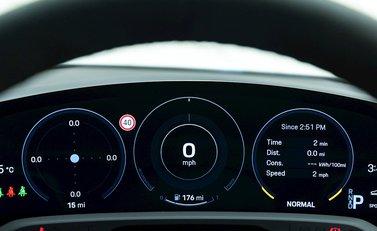 Porsche Taycan GTS Sport Turismo 17