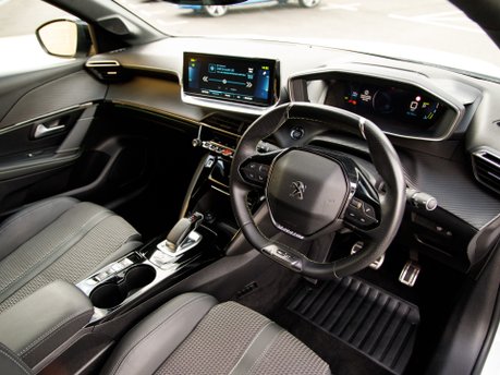 Peugeot 208 GT