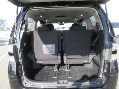 Toyota Vellfire 2.4 Z PLATINUM SELECTION + 7 Seats 16
