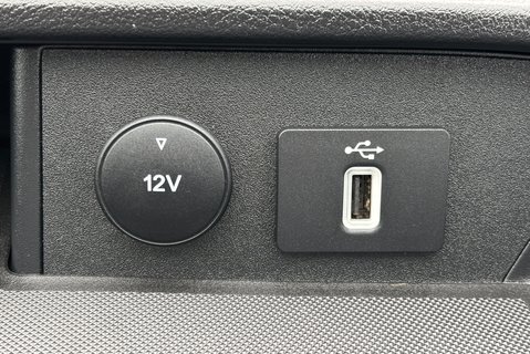 Ford Transit Custom 320 L1 170 ps MS-RT Panel Van - Nav / Adaptive Cruise 31