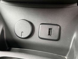 Vauxhall Corsa 1.4 Corsa Griffin 3dr 39