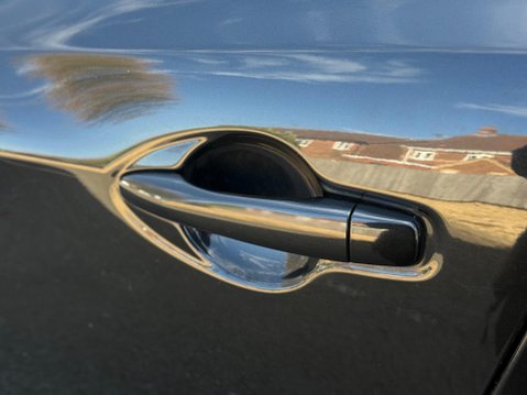 Nissan Qashqai 1.2 DIG-T n-tec 2WD Euro 6 (s/s) 5dr 27