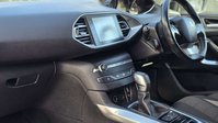 Peugeot 308 1.2 PureTech Allure Hatchback 5dr Petrol EAT Euro 6 (s/s) (130 ps) 12