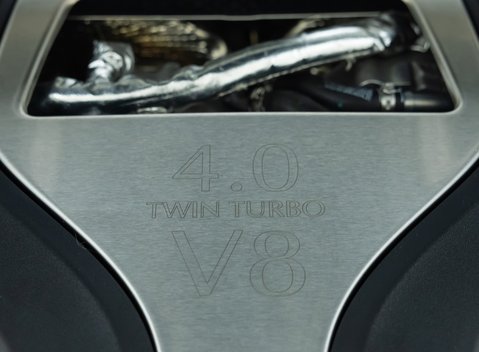 Aston Martin DBX 707 42