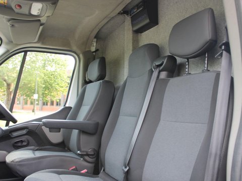 Renault Master 2.3 dCi 35 Business FWD MWB Medium Roof Euro 6 5dr 14