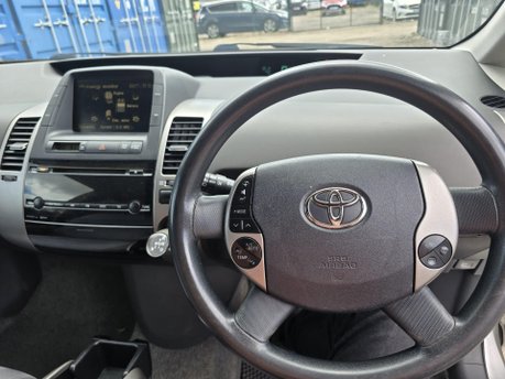 Toyota Prius 1.5 T3 Hatchback 5dr Petrol Hybrid CVT (104 g/km, 76 bhp) 16