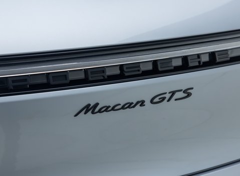 Porsche Macan GTS 31