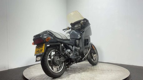 BMW K75 1991 BARN FIND PROJECT BIKE CLASSIC 750CC CAFE / BOBBER PROJECT? 2