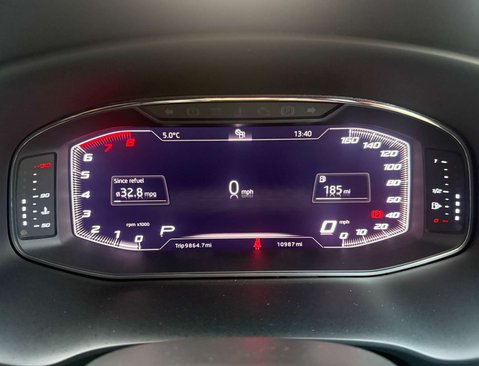 SEAT Leon 2.0 Leon Xcellence Luxury TSi Semi-Auto 5dr 27