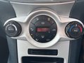 Ford Fiesta TITANIUM 26