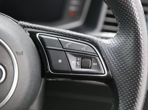 Audi A1 1.0 TFSI 25 S line Sportback Euro 6 (s/s) 5dr 13