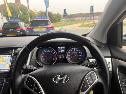 Hyundai i30 1.4 Blue Drive SE Nav Euro 6 (s/s) 5dr 31
