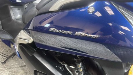 Honda FJS 2003 ONLY 18K LARGE 600CC MAXI SCOOTER NEW MOT SERVICED 16