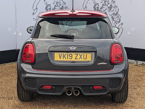 Mini Hatch John Cooper Works 8