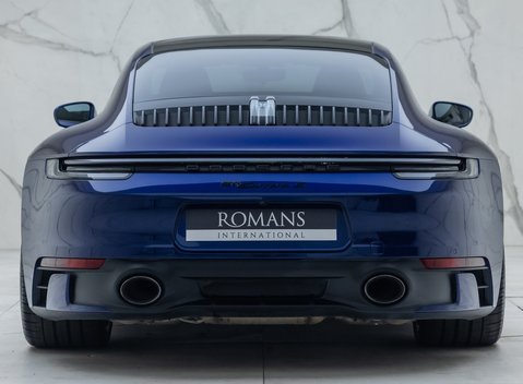 Porsche 911 Carrera S (992) 8