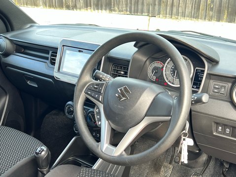 Suzuki Ignis SZ-T DUALJET MHEV 37