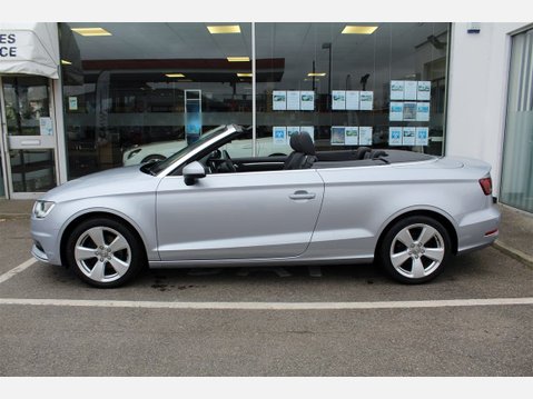 Audi A3 TFSI SPORT 2