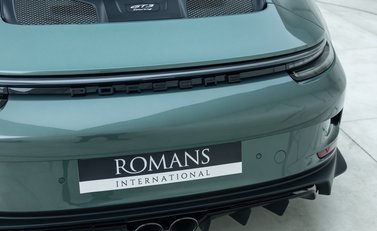 Porsche 911 GT3 TOURING (992) 25