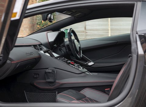 Lamborghini Aventador S LP740-4 16