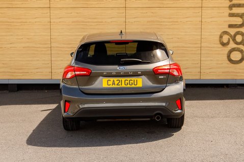 Ford Focus TITANIUM X EDITION MHEV 6