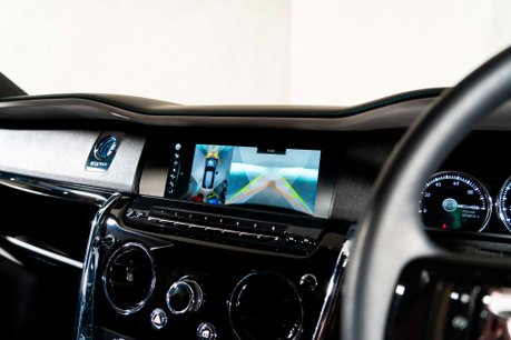 Rolls-Royce Cullinan V12. DYNAMIC PACKAGE. ACTIVE CRUISE. SHOOTING STAR HEADLINER. HUD 50